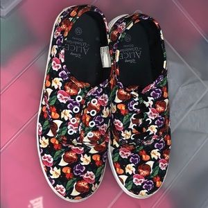 Disney Alice in wonderland shoes